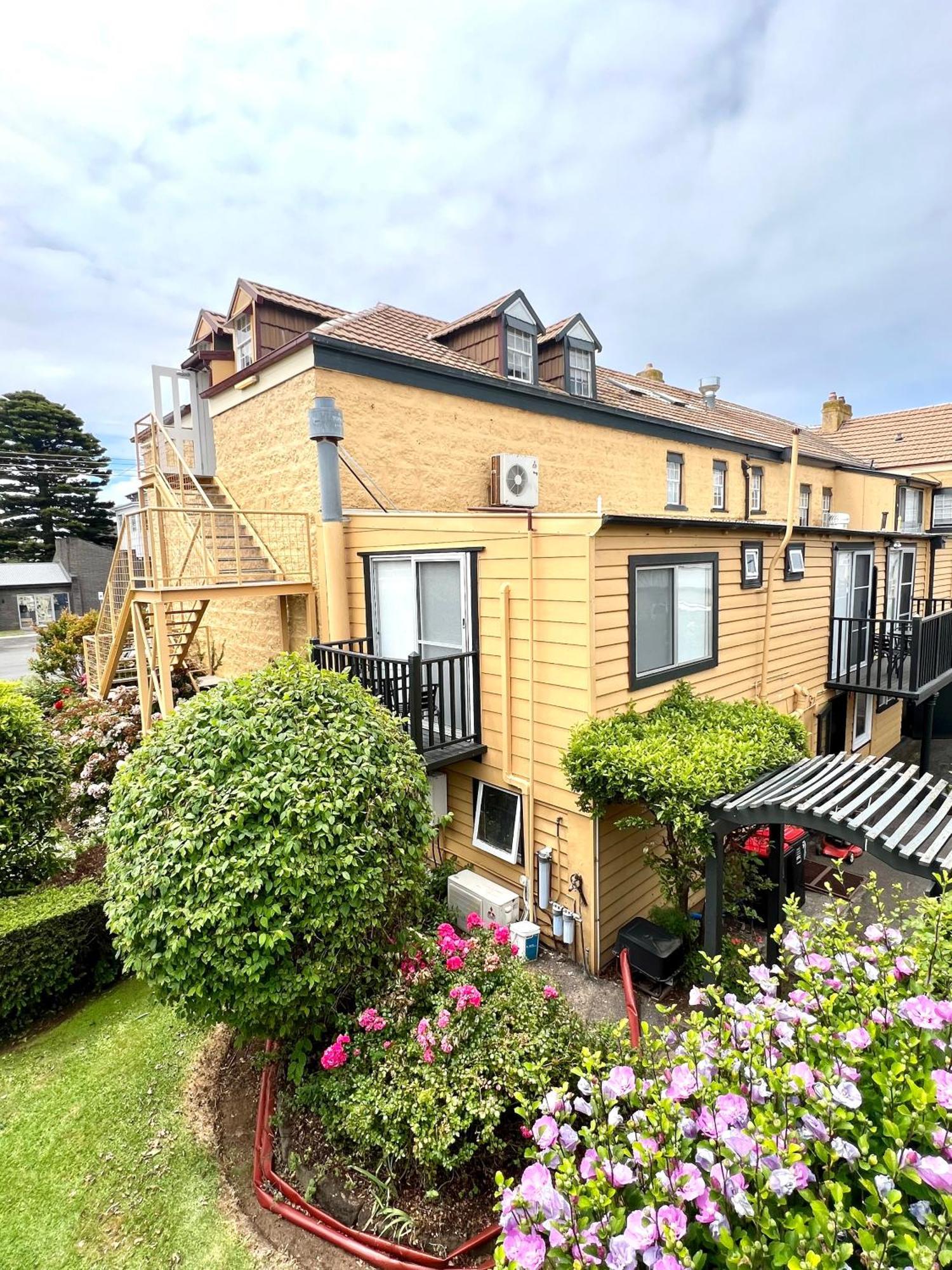 Seacombe House Motor Inn Port Fairy Exterior photo