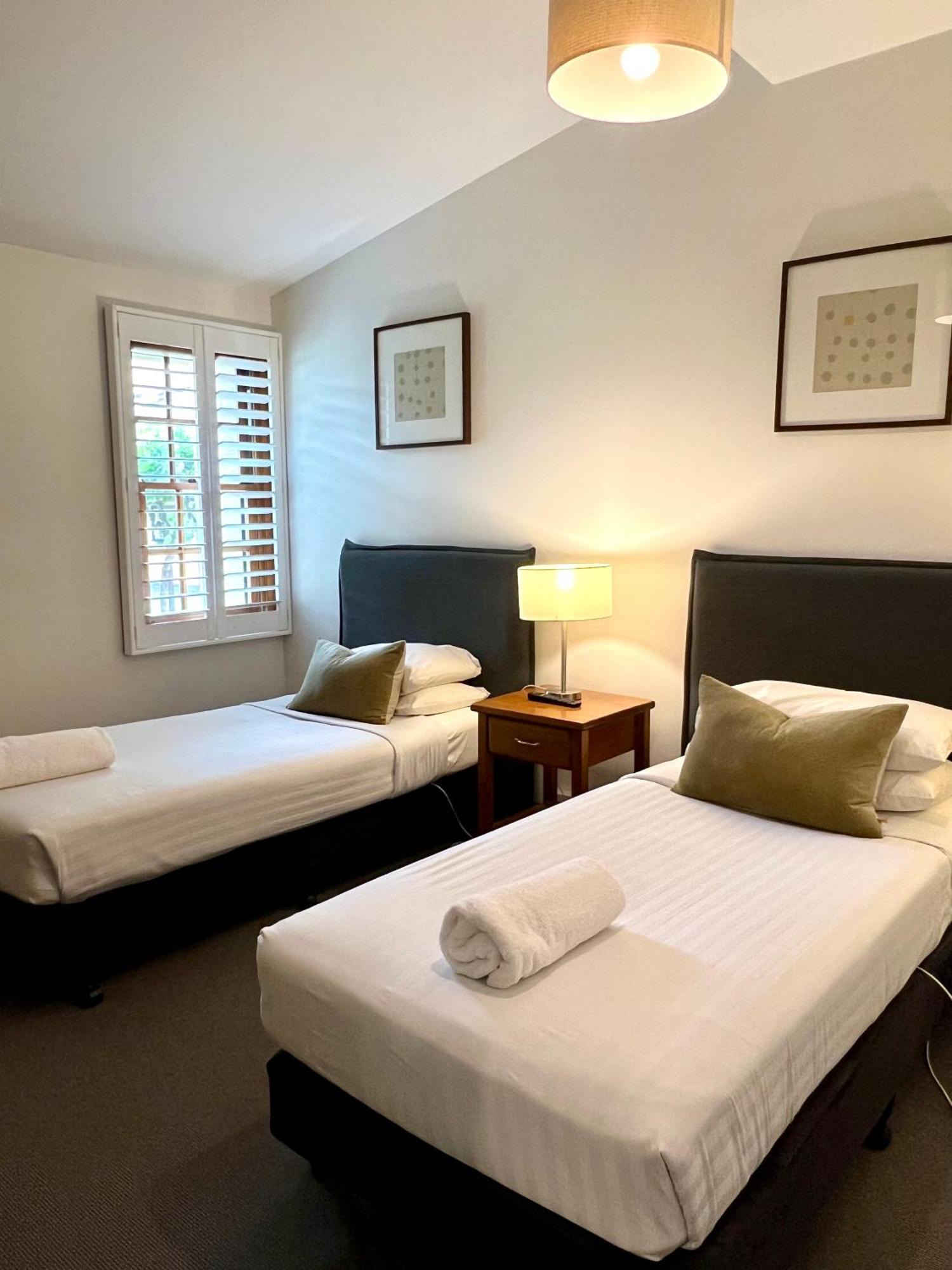 Seacombe House Motor Inn Port Fairy Exterior photo