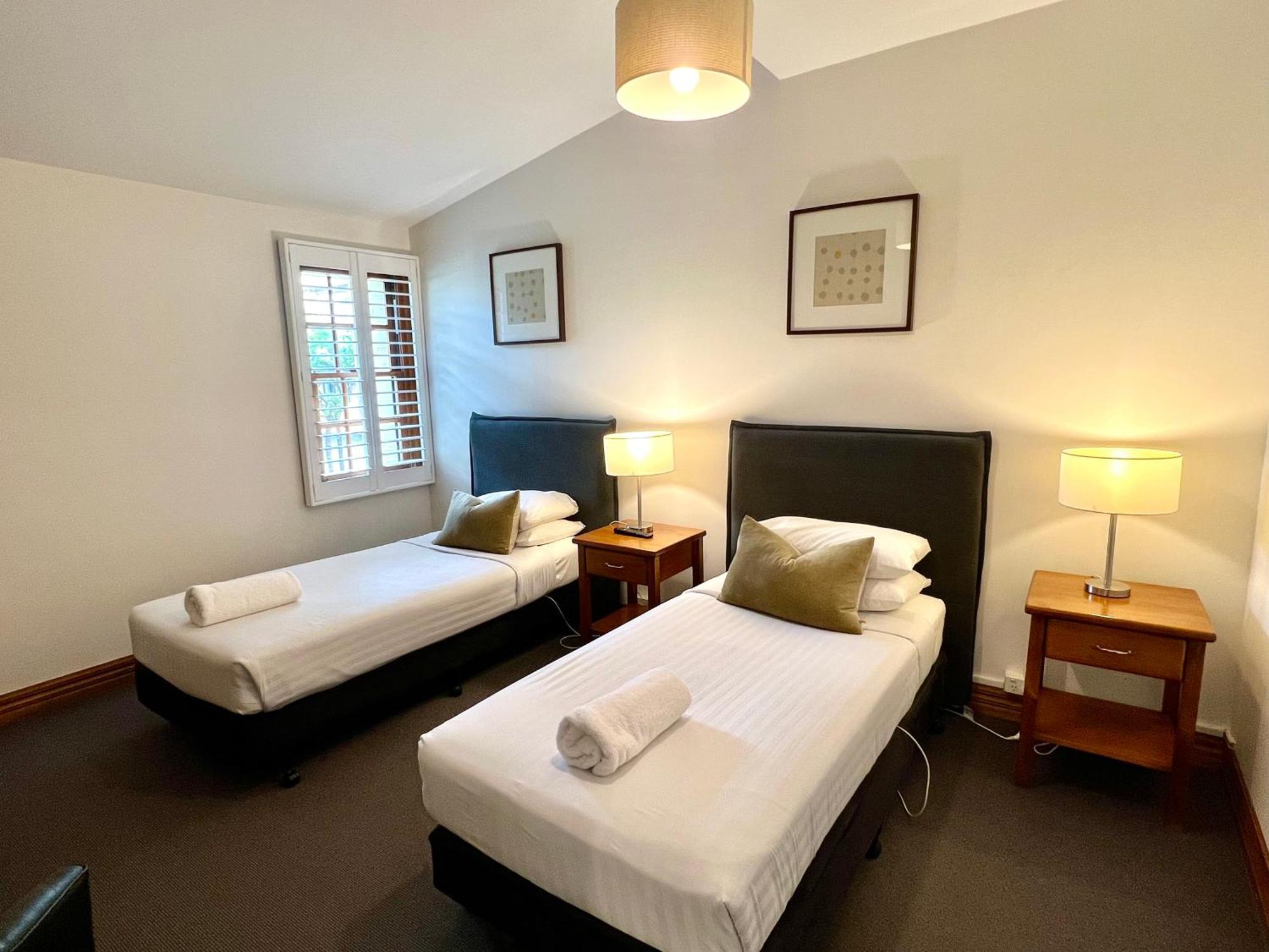 Seacombe House Motor Inn Port Fairy Exterior photo