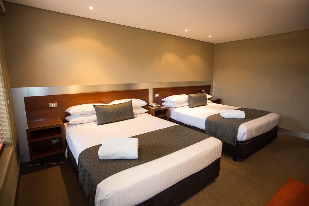 Seacombe House Motor Inn Port Fairy Exterior photo