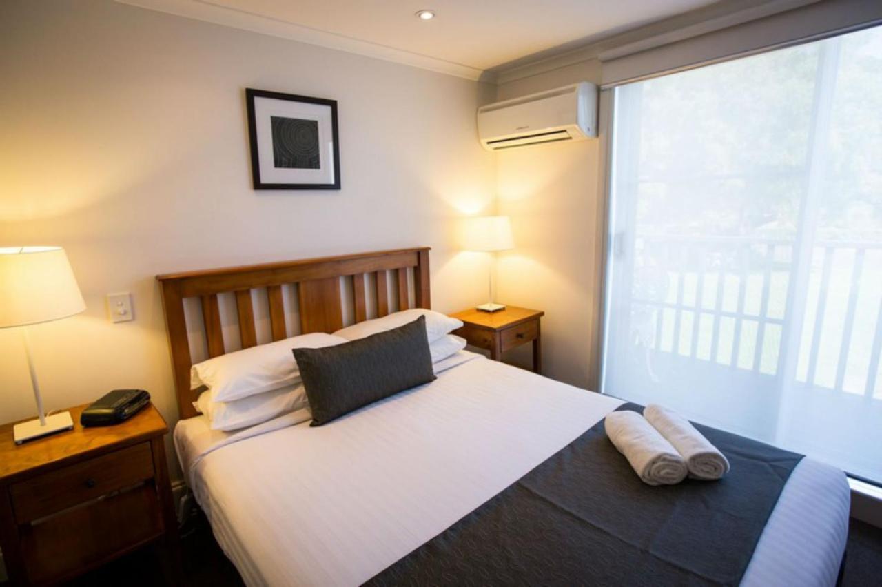 Seacombe House Motor Inn Port Fairy Exterior photo